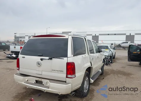 2004 Cadillac Escalade Standard из США, поврежденный, VIN 1GYEC63T44R100121
